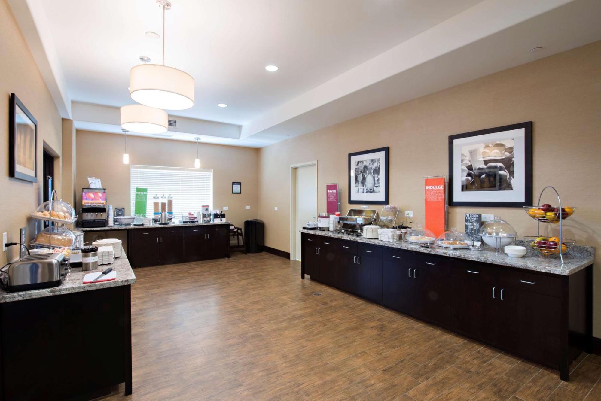 Hampton Inn Saskatoon South Eksteriør bilde